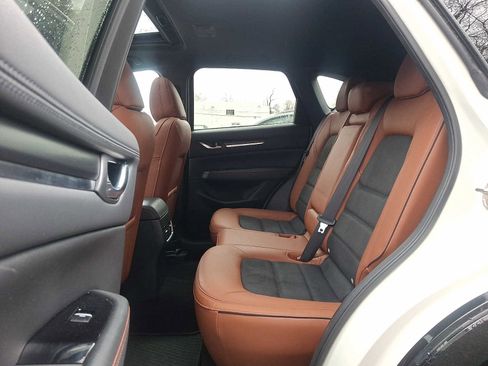 Certified 2024 MAZDA CX-5 Carbon Edition image 10