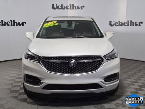 Used 2021 Buick Enclave Avenir w/ Avenir Technology Package image 2
