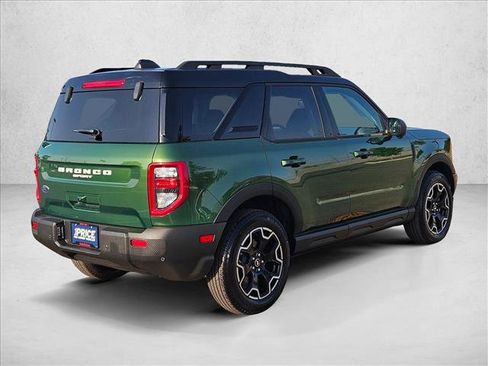 Used 2025 Ford Bronco Sport Outer Banks w/ Outer Banks Tech Package+ AWD/4WD image 5