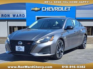 Used 2023 Nissan Altima 2.5 SR image 1