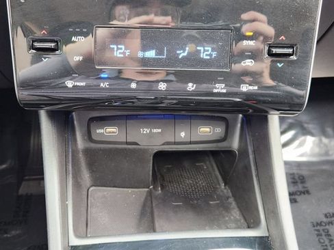 Certified 2023 Hyundai Tucson SEL w/ Convenience Package FWD image 12