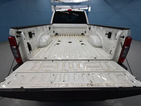 Used 2022 Ford F350 Lariat w/ Lariat Ultimate Package AWD/4WD image 39