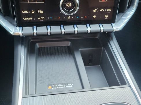 New 2026 GMC Acadia Elevation w/ Elevation Premium Package image 11