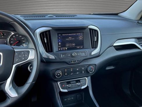 Used 2023 GMC Terrain SLE w/ Elevation Edition AWD/4WD image 9