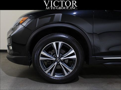 Used 2018 Nissan Rogue SL image 5