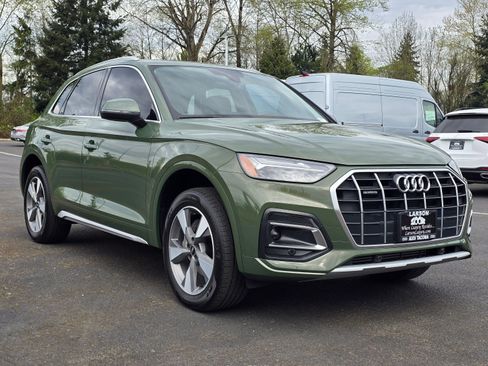 Used 2023 Audi Q5 2.0T Premium w/ Convenience Package AWD/4WD image 7