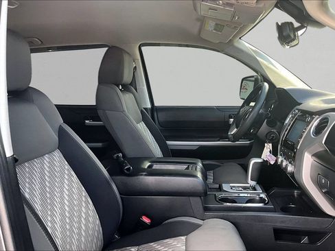 Certified 2018 Toyota Tundra SR5 w/ SR5 Upgrade Package RWD image 32