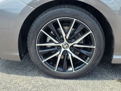 Used 2024 Toyota Camry SE FWD image 6