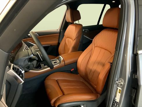 New 2026 BMW X5 xDrive40i w/ Premium Package AWD/4WD image 9