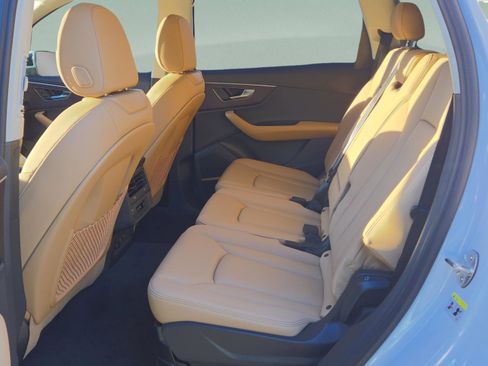 New 2026 Audi Q7 3.0T Premium image 14