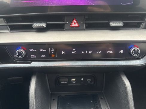 Used 2023 Kia Sportage EX image 31