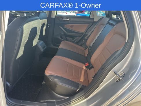 Used 2025 Volkswagen Jetta SEL image 31