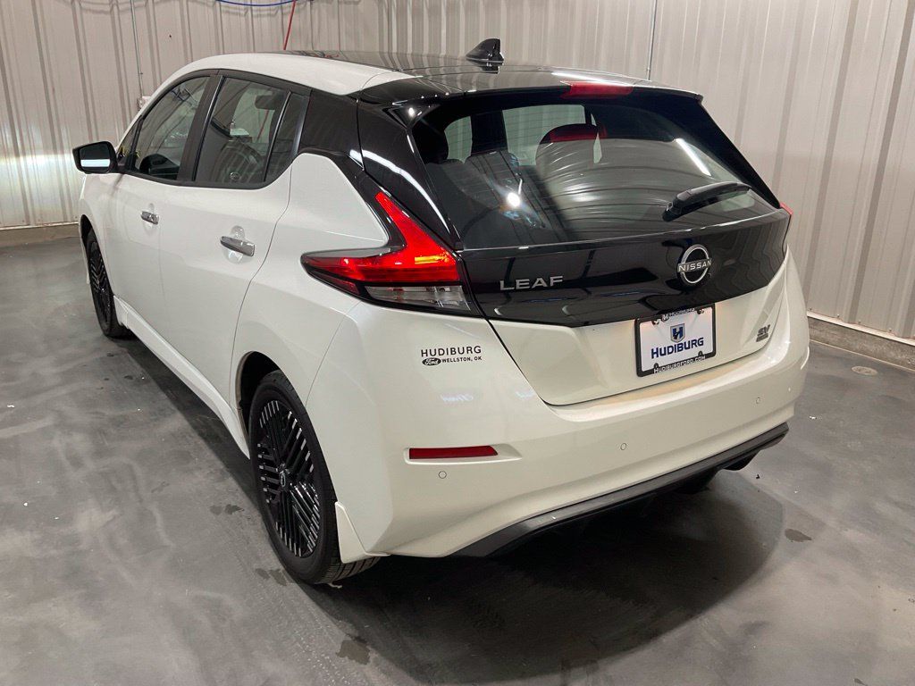 Used 2025 Nissan Leaf SV Plus FWD image 19