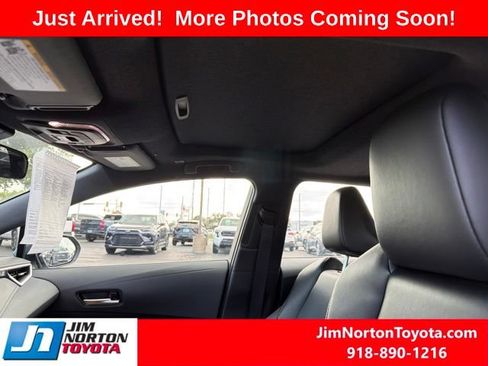 Used 2025 Toyota Corolla XSE FWD image 13