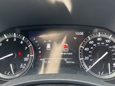 Used 2020 Toyota Highlander Limited image 10