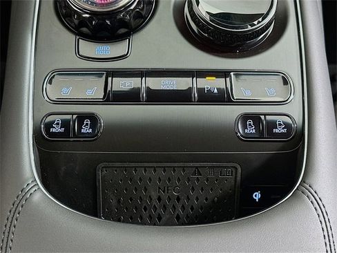 New 2026 Genesis G90 3.5T Prestige image 19