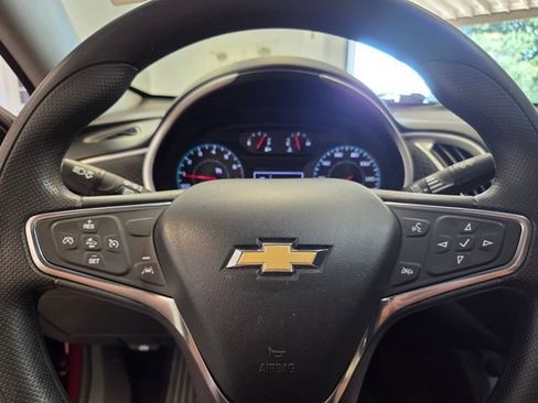 Used 2023 Chevrolet Malibu LT w/ LPO, Floor Liner Package FWD image 24