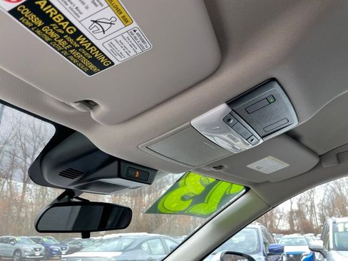 Certified 2023 Nissan Rogue SV image 28