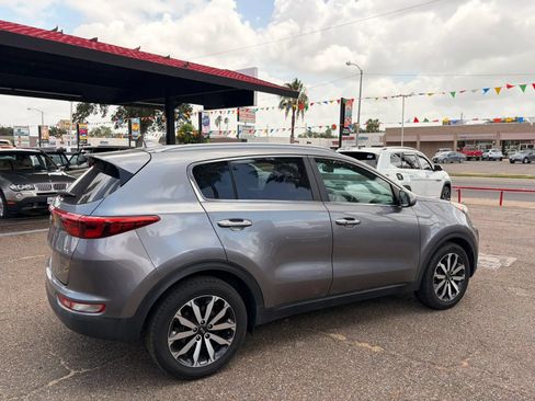 Used 2017 Kia Sportage EX AWD/4WD image 11