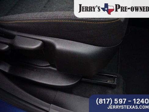 Used 2024 Chevrolet Equinox LT FWD image 23