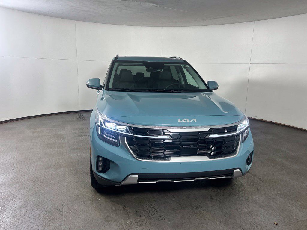 Used 2026 Kia Seltos SX w/ SX Sunroof Package AWD/4WD image 11