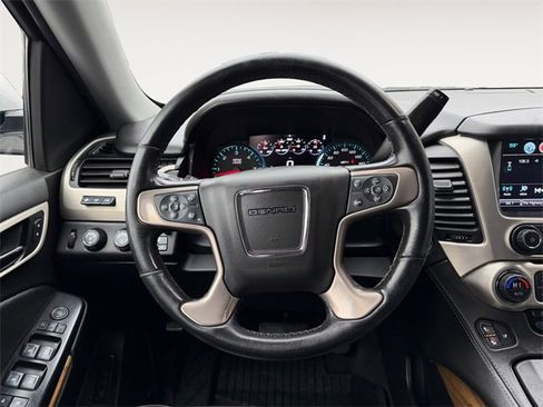 Used 2020 GMC Yukon XL Denali w/ Denali Ultimate Package image 12