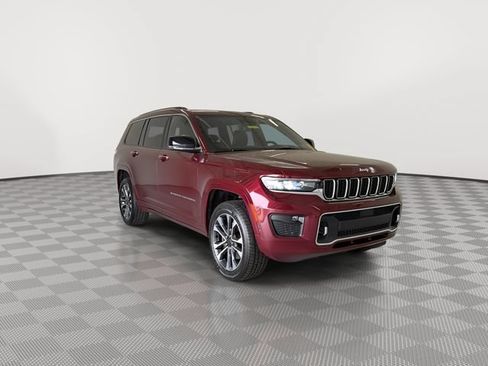 Used 2021 Jeep Grand Cherokee L Overland w/ Luxury Tech Group IV AWD/4WD image 2