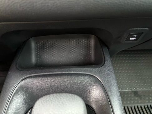 Used 2023 Toyota Corolla LE image 30