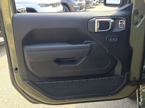 New 2025 Jeep Wrangler Sport S image 22