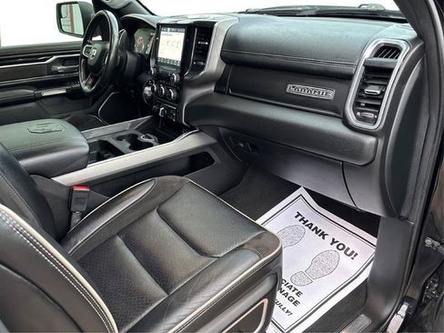 Used 2022 RAM 1500 Laramie AWD/4WD image 13