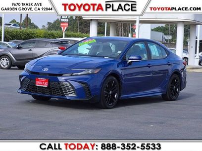 Used 2025 Toyota Camry SE