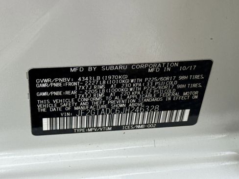 Used 2018 Subaru Crosstrek 2.0i Premium w/ Eyesight System image 30