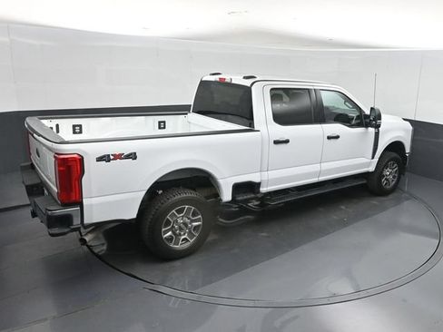 Used 2025 Ford F250 XLT AWD/4WD image 36
