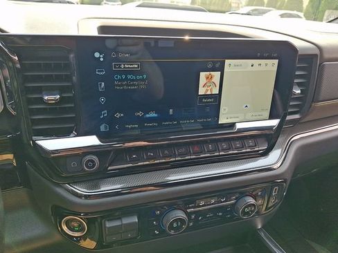 Certified 2022 Chevrolet Silverado 1500 ZR2 AWD/4WD image 17
