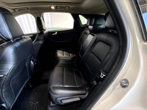 Used 2020 Ford Escape SE Sport image 23