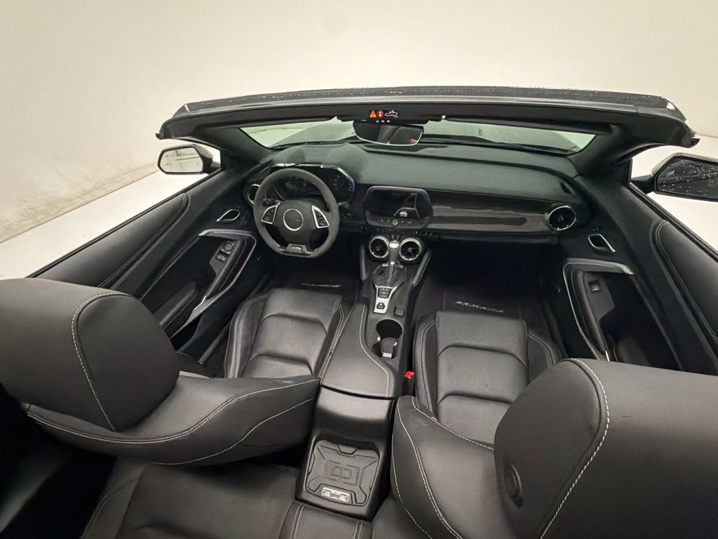 Used 2024 Chevrolet Camaro SS RWD image 9