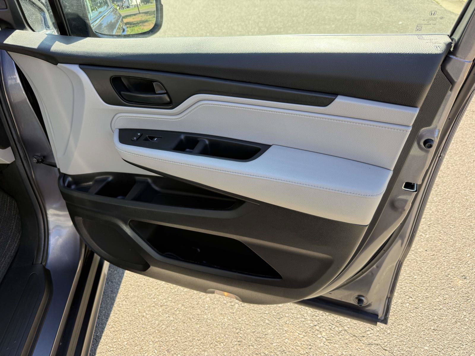 Certified 2024 Honda Odyssey EX-L image 15