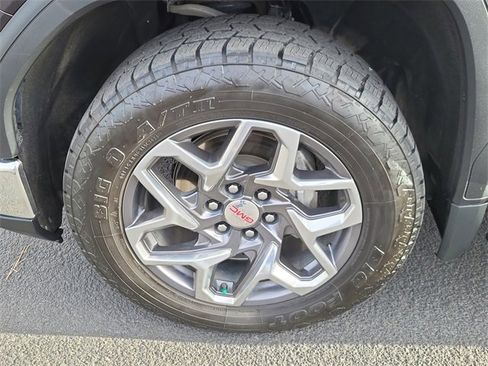 Used 2023 GMC Sierra 1500 SLT w/ SLT Premium Package image 21