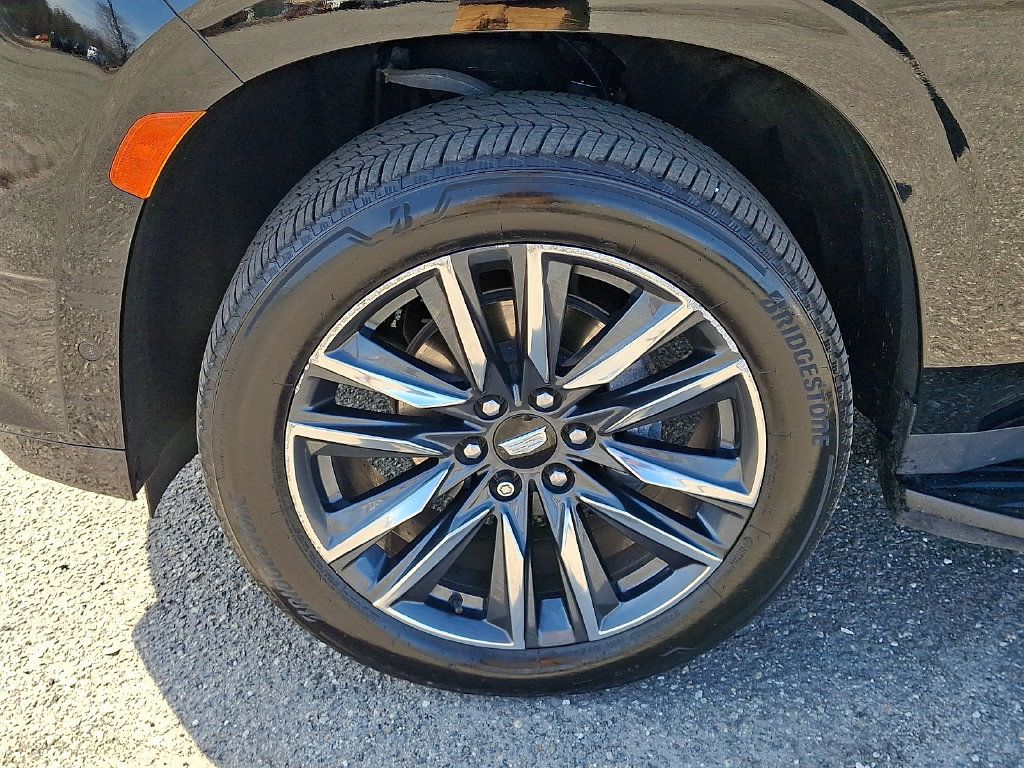 Used 2023 Cadillac Escalade ESV Sport AWD/4WD image 29