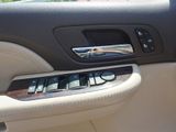 Used 2008 GMC Yukon Denali image 3