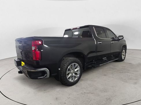 Used 2019 Chevrolet Silverado 1500 LTZ w/ LTZ Premium Package AWD/4WD image 5