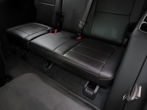 Used 2023 Chevrolet Traverse High Country w/ LPO, Floor Liner Package AWD/4WD image 24