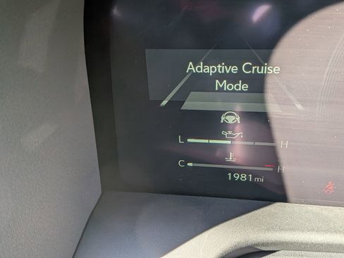 Used 2024 Lexus GX 550 w/ Accessory Package (2T) image 25