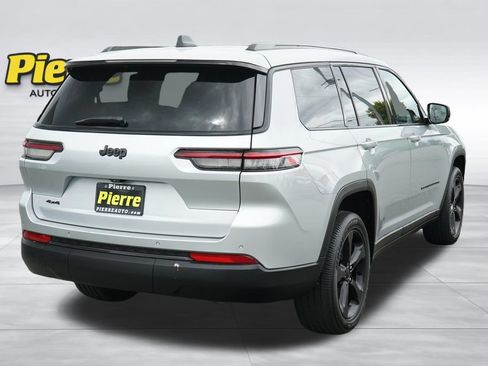 Used 2023 Jeep Grand Cherokee L Laredo AWD/4WD image 7