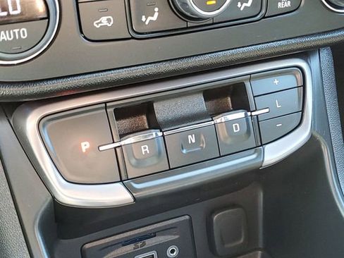Certified 2023 GMC Terrain AT4 AWD/4WD image 21