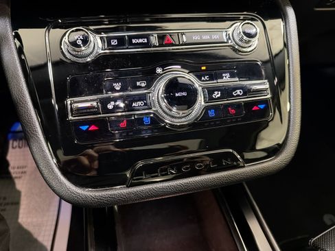 Used 2022 Lincoln Corsair Reserve w/ Sport Package image 20