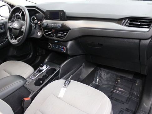 Used 2020 Ford Escape S image 24