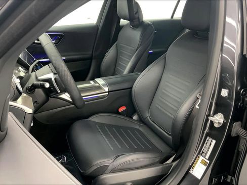 Used 2023 Mercedes-Benz C 300 Sedan image 21