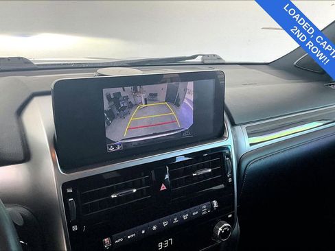 Used 2023 Lexus GX 460 Premium w/ Accessory Package image 31