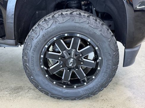 Used 2016 GMC Canyon SLE w/ All Terrain Adventure Package image 17